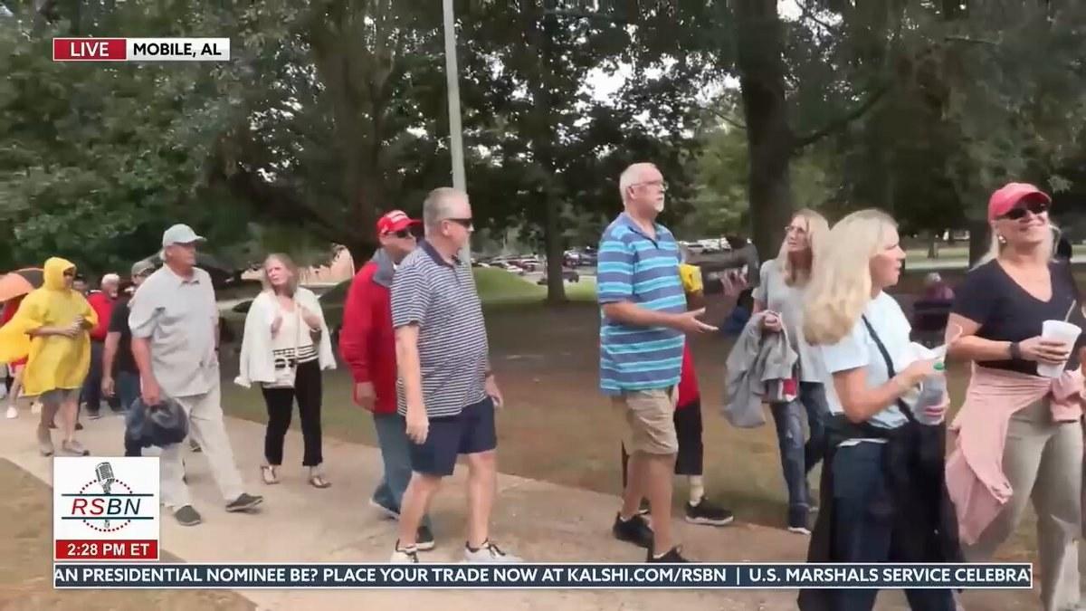 Patriots Turn Out in Force at Trump's Alabama Rally