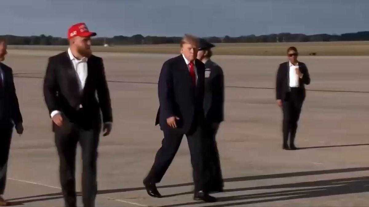 Trump Wheels Up for Ohio With Barstool's Gruden and Jake Paul Aboard