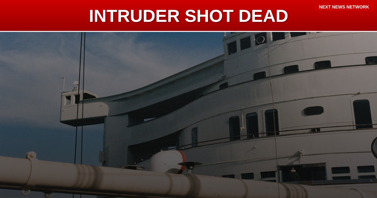BREAKING: Armed Intruder SHOT DEAD at Trump's Mar-a-Lago After Breaching Security with Shotgun and Fuel