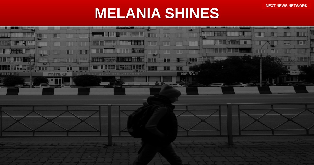 ELEGANT: First Lady Melania Trump SHINES in Official White House Family Portrait