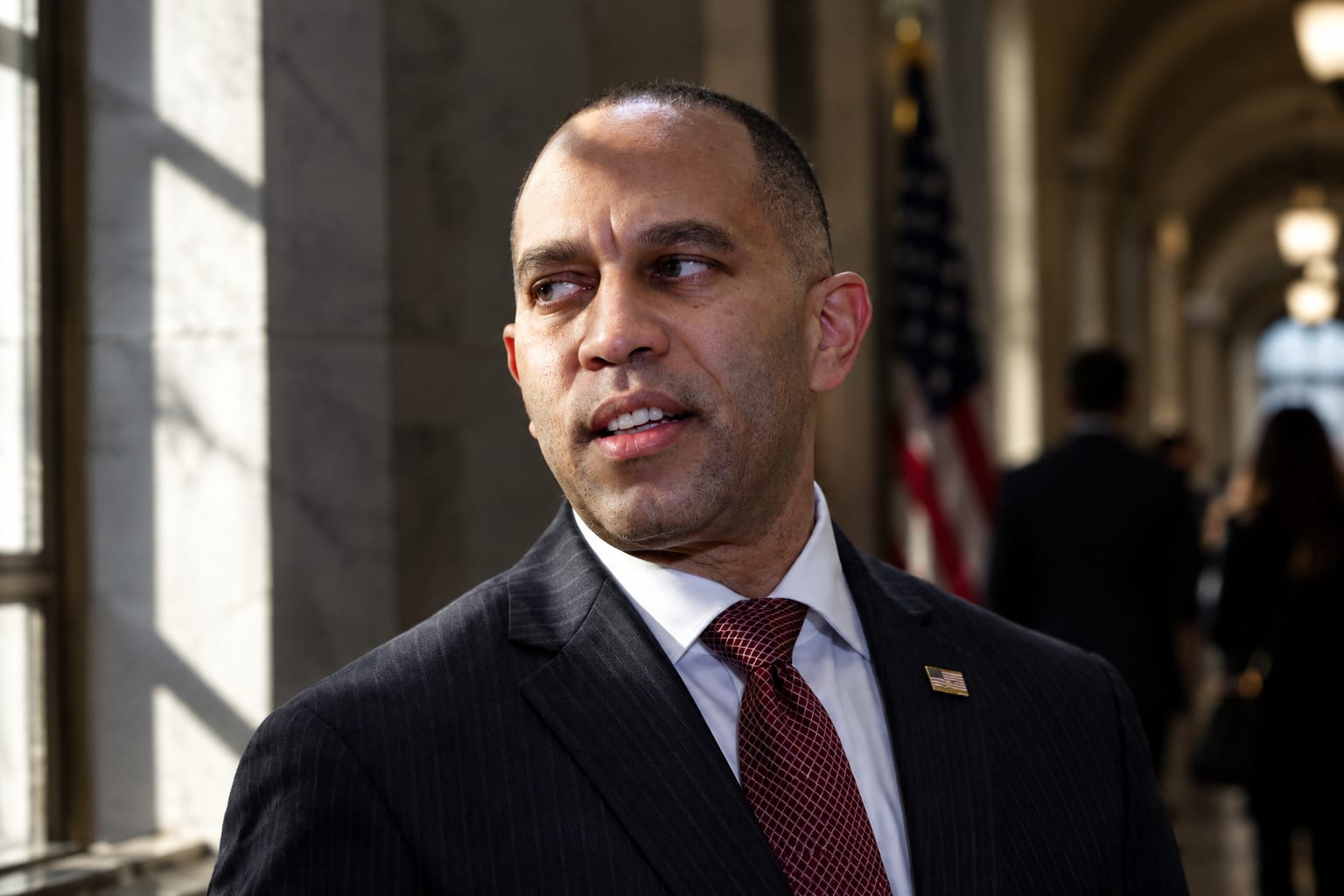 HAKEEM JEFFRIES Says MAGA Has 'TRIED TO BREAK AMERICA' — House Dem Leader Blasts Movement as Republicans Eye Midterm Battle