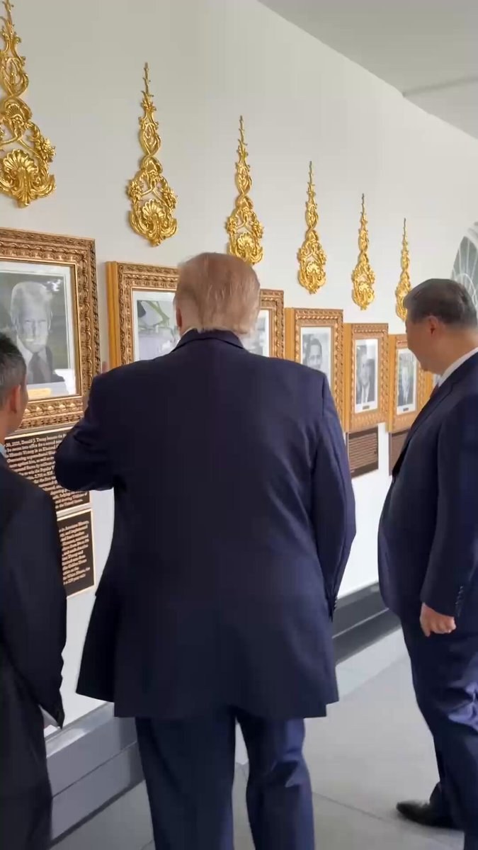 President Trump's Viral Moment: Autopen Joke During Xi Summit