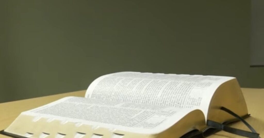 Utah School District Prohibits King James Bible, Citing Violence and Vulgarity as Reasons