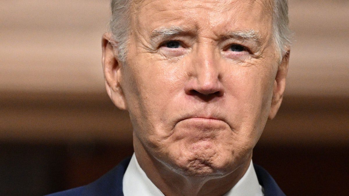 Bidenomics Under Fire: US Adults Review Economy as 'Struggling' and 'Uncertain'