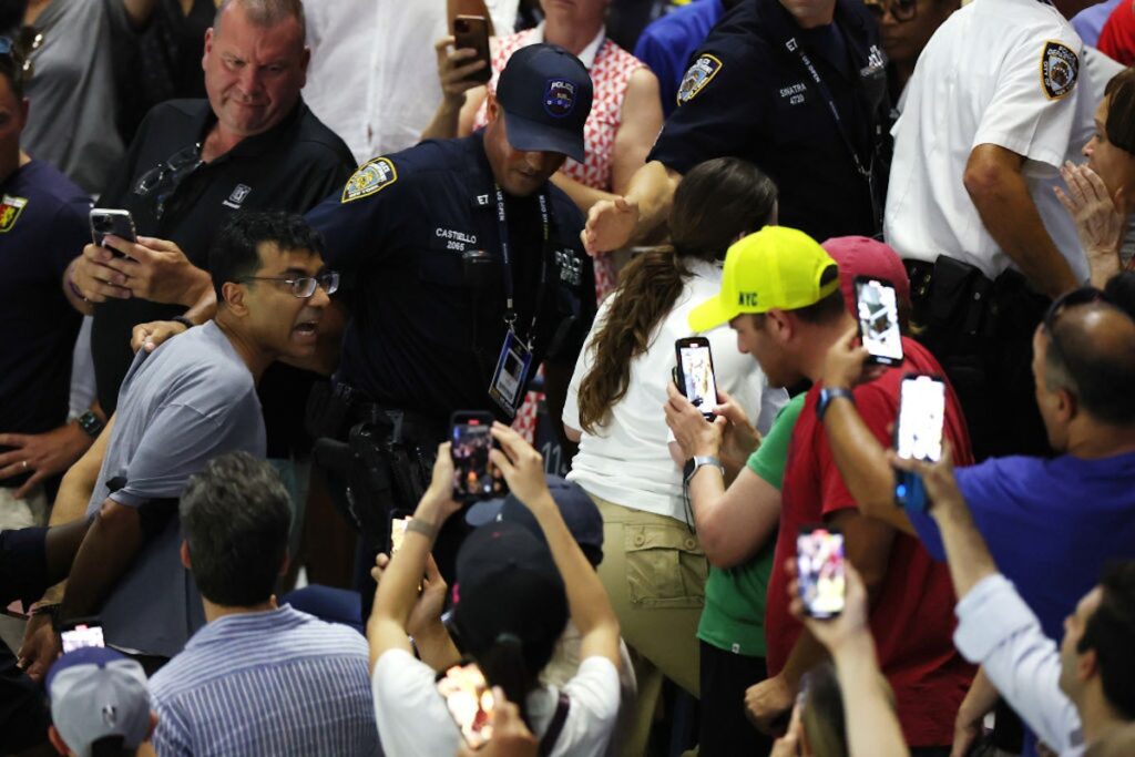 Unexpected Players at US Open: Protestors Decry Global Fossil Fuel Dependence