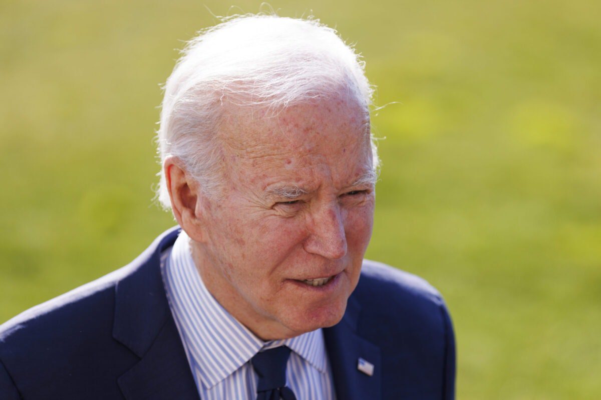 White House Upset Over NY Times' Equal Scrutiny of Biden and Trump!